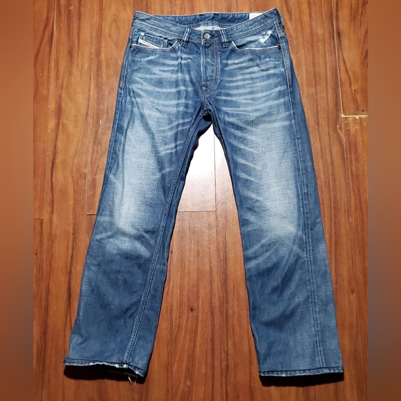 Diesel Industry Jeans Made in Italy Viker R Box Denim Jeans Pants  Size 32 x 32 - Picture 2 of 9